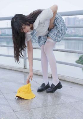 不扣纽扣的孩子_超清免费在线观看