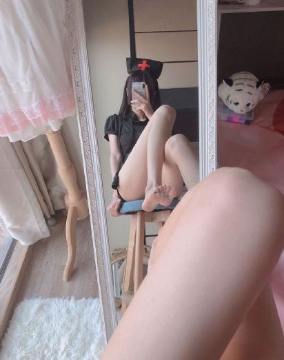 饥饿站台在线观看_720手机在线观看